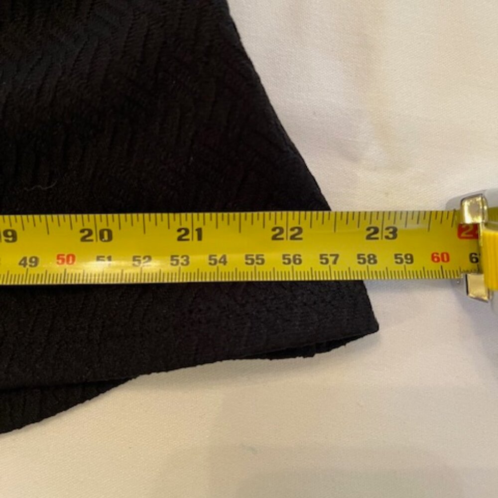 LIZ CLAIBORNE | Black Career top Textured stretch fabric-Like New - Picture 10 of 15